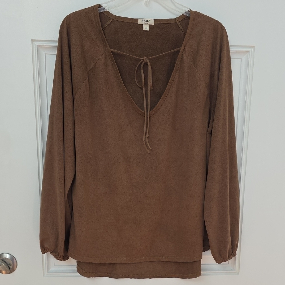 dylan Brown V-Neck Blouse. Size Medium